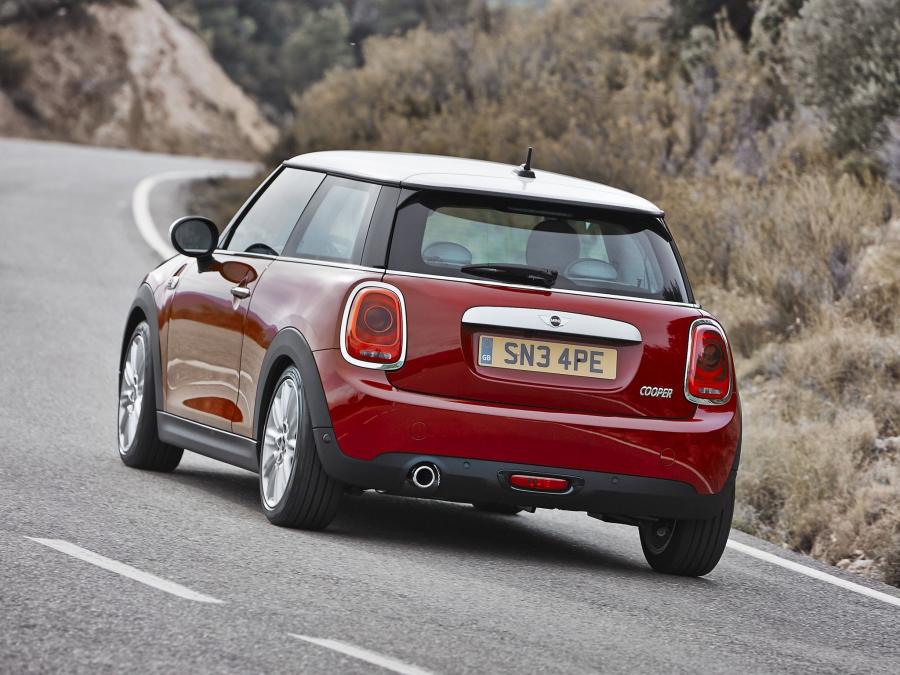  Mini Cooper 2014 года  (фото 16 из 77)